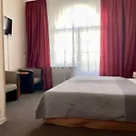 Hotel Castell Am Kurfuerstendamm 3*