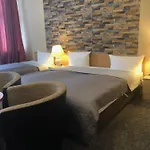 Castell Am Kurfuerstendamm 3* Berlín