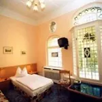 Castell Am Kurfuerstendamm Hotel 3*