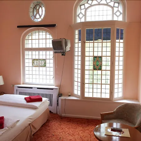 Hotel Castell Am Kurfuerstendamm