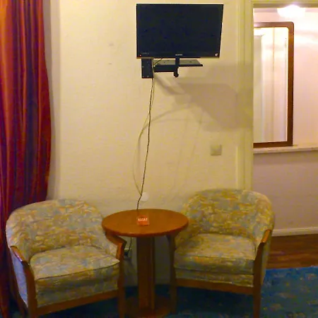 Castell Am Kurfuerstendamm Hotel 3*