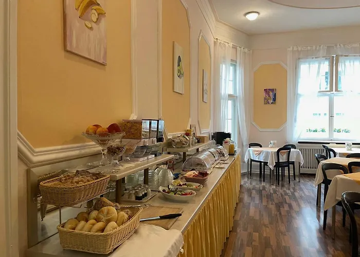 Hotel Castell Am Kurfuerstendamm 3*