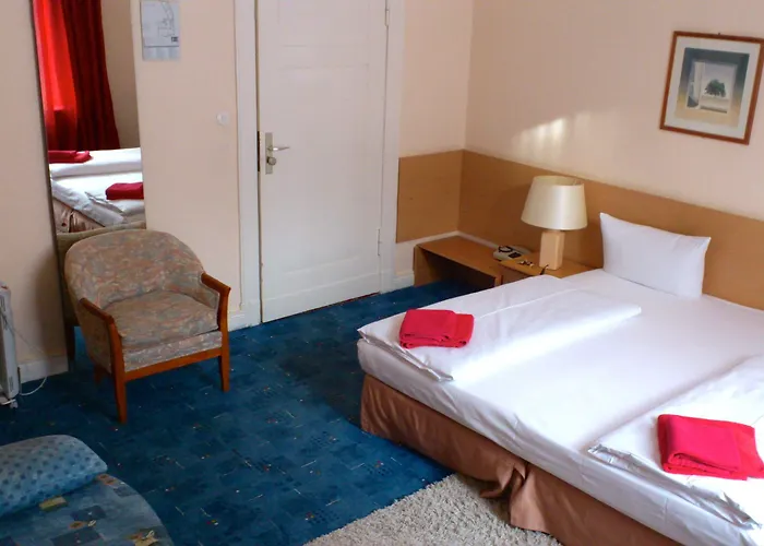 Castell Am Kurfuerstendamm Szálloda 3*