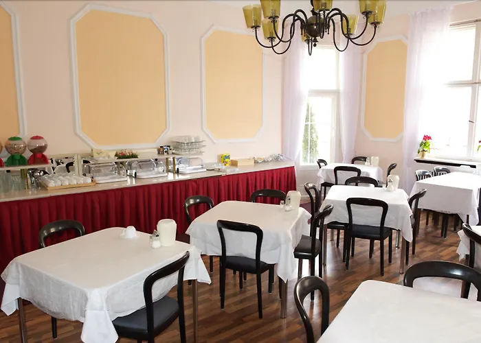Castell Am Kurfuerstendamm Hotel 3*