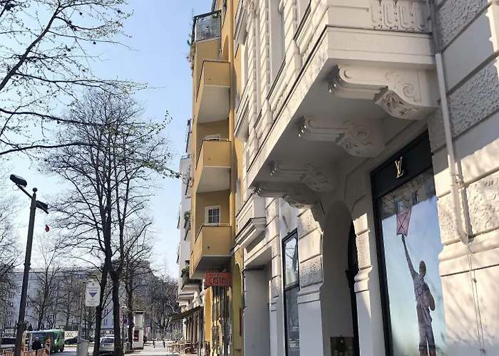 Hotel Castell Am Kurfuerstendamm 3*