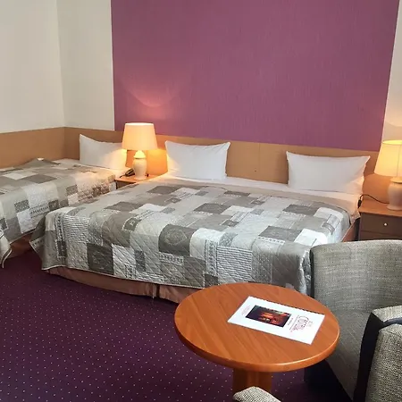 Hotel Castell Am Kurfürstendamm 3*
